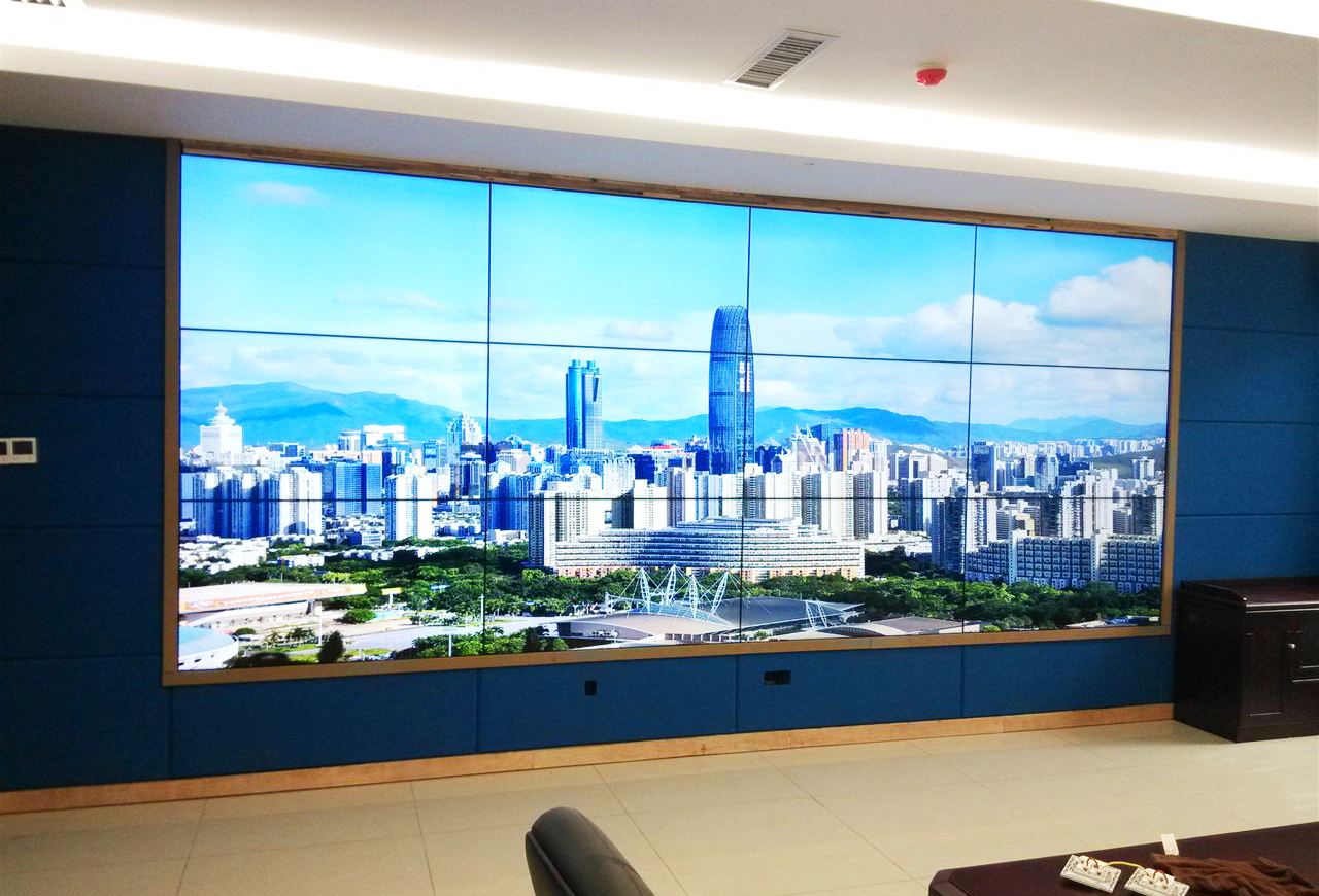 鄂州商場液晶拼接屏 無縫視覺盛宴，專業(yè)安裝一步到位